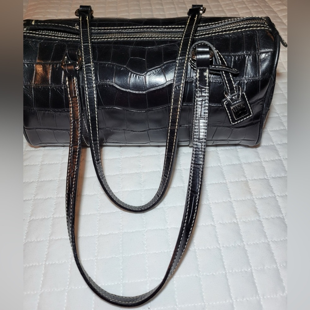 Dooney & Bourke 🖤 Black Croc-Embossed Barrel Shoulder Bag Vintage - Picture 9 of 11